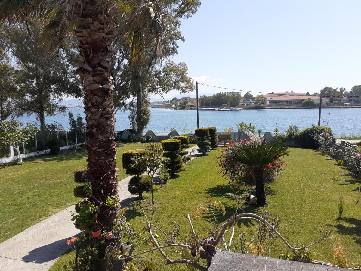 Top Floor On Villa, 3' From Center, By The Sea! Host Is Efi Kwsta Preveza Exterior photo